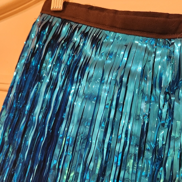 Mylar fringe split open front.Amazing fun Skirt..Festival time. - Picture 2 of 5
